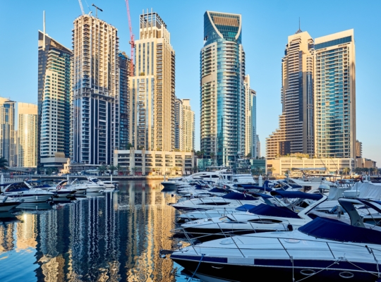 When renting a yacht in Dubai, what to look for?