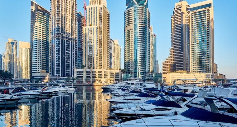 When renting a yacht in Dubai, what to look for?